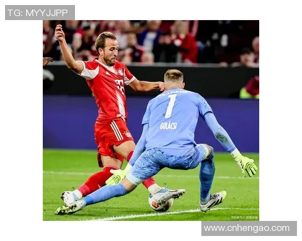 德甲榜首之争：拜仁慕尼黑稳坐领先位置，谁能挑战他们的王座？