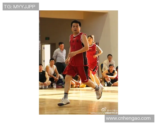 教练与姚明的传奇合作：篮球场上的智慧与激情交融之旅