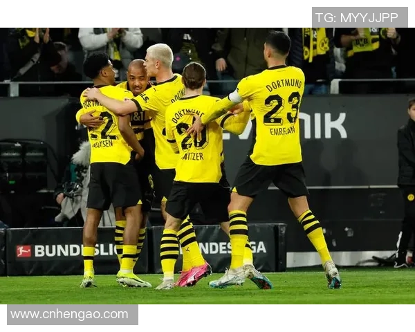 拜仁逆袭！慕尼黑势如破竹，力克多特蒙德助力登顶德甲积分榜