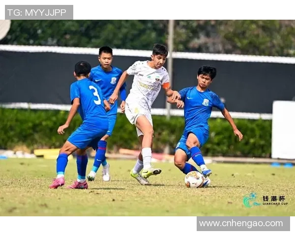 杭州足球队领跑最新足球配合TOP10榜单引发热议 杭州足球队领跑最新足球配合TOP10榜单引发热议