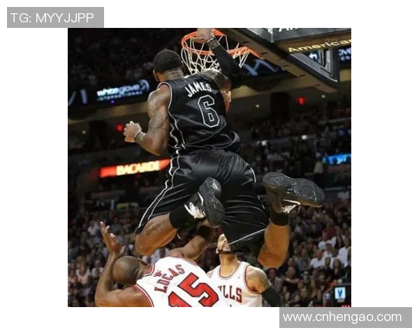 约翰-埃格伯努成为CBA关注焦点,被誉为“未来之星” 约翰-埃格伯努成为CBA关注焦点,被誉为“未来之星”